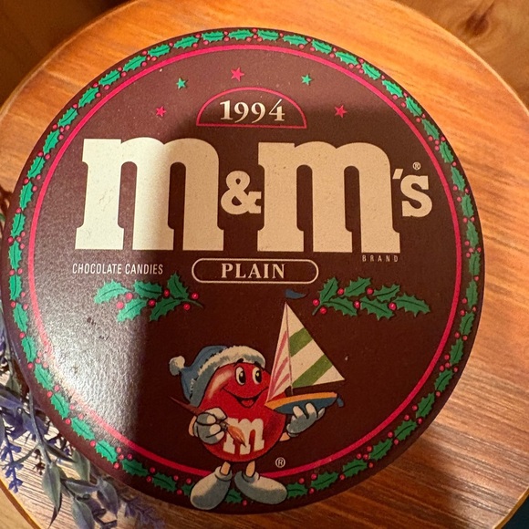 1994 M&M's Christmas Tin Vintage - Picture 4 of 9